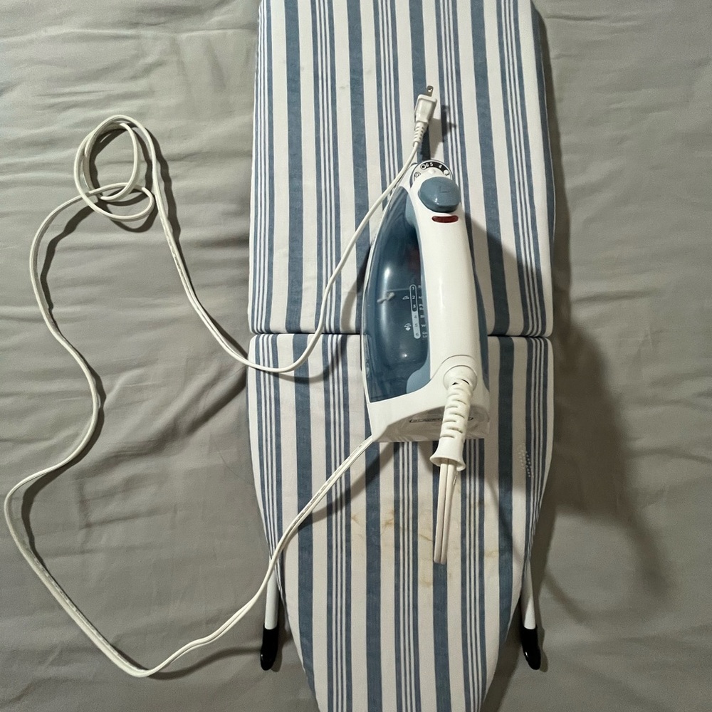 Folding Tabletop Ironing Board with Iron